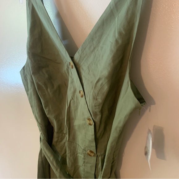 Time and Tru Button Front Belted Midi Dress - Picture 5 of 10